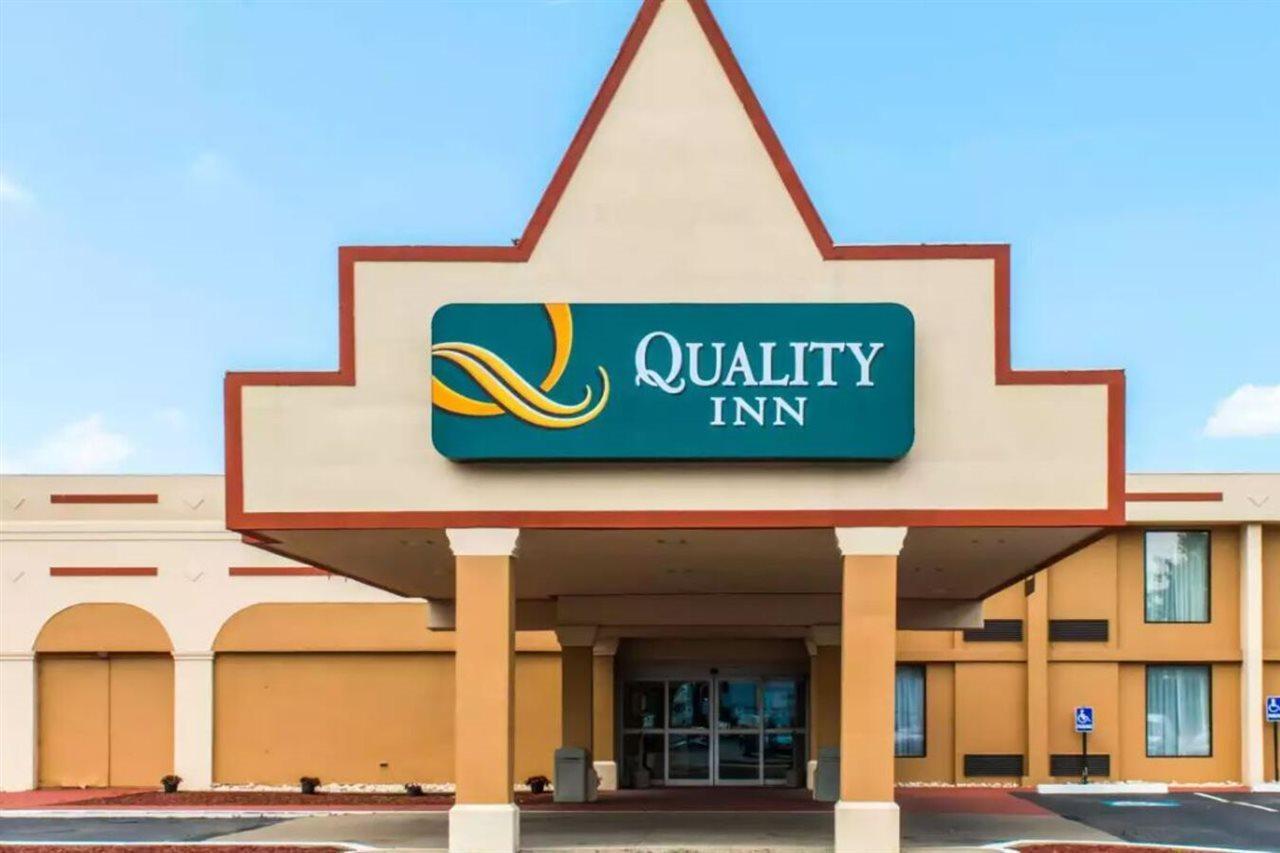 Quality Inn New Kensington Exterior foto